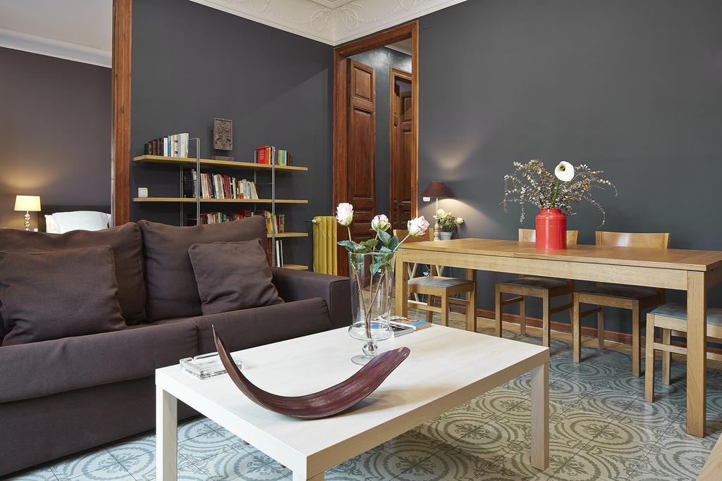 Fewdays Barcelona Apartments Extérieur photo